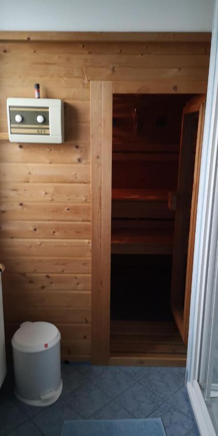 Privatzimmer Helga Haselberger Ybbs an der Donau Esterno foto